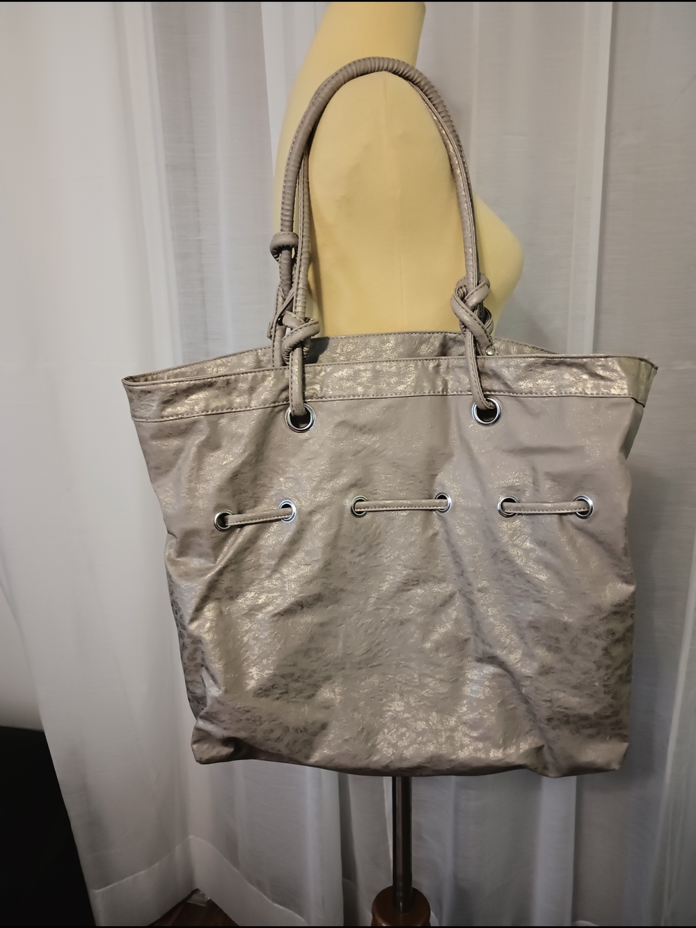 DSW Metallic Distressed Gold Tone Rope-Handle Tote Bag